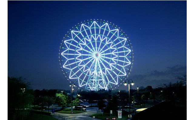 ダイヤと花の大観覧車
大晦日オールナイト営業