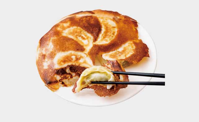 溢宝居　特製風味の焼き餃子