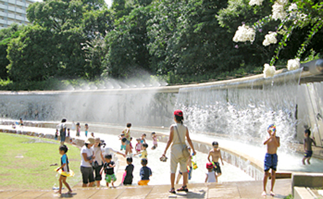 夏のお出かけ案内「総合レクリエーション公園」特集