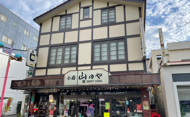 こだわりのワインと出会えるショップ「山田や酒店 STAND PUB NARU」特集