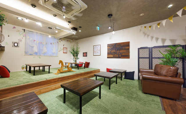 アヤスカフェ小岩　野村綾さん特集