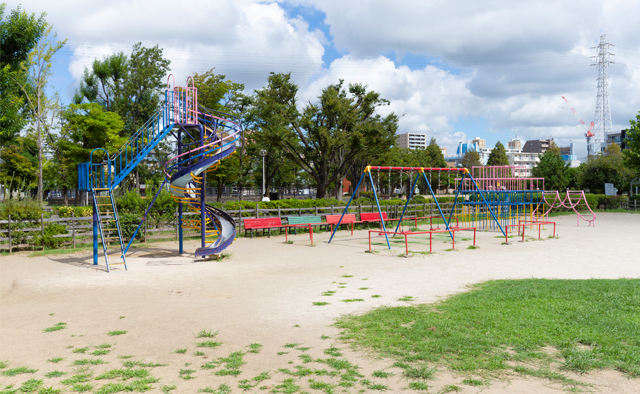 休日は癒しの公園で〈駅前公園〉特集