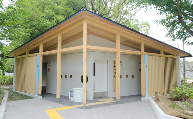 夕涼み＆水辺スポット〈虹の広場〉特集
