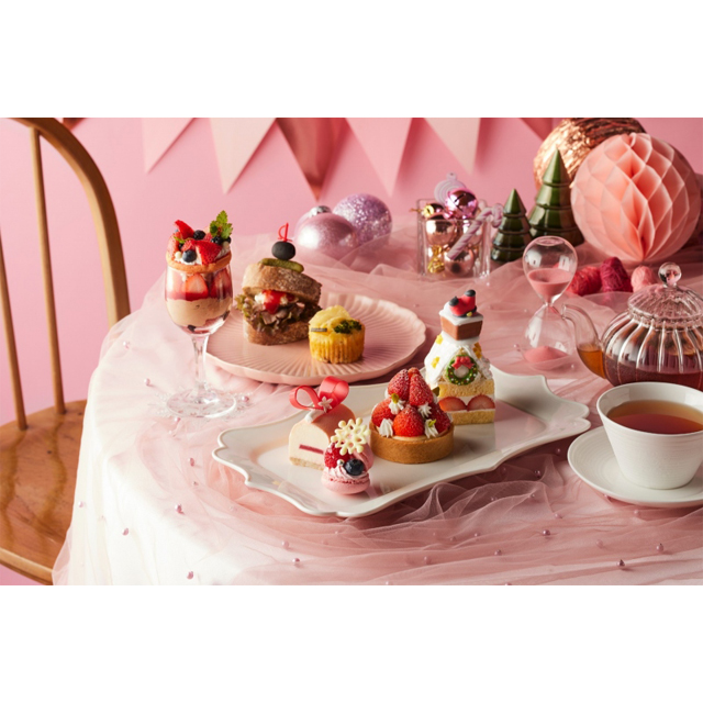 「グランドニッコー東京ベイ 舞浜」でアフタヌーンティー付きの「エルベ・シャトランのクリスマスリースレッスン」を体験しよう！