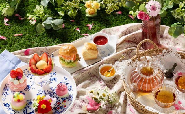 「グランドニッコー東京ベイ 舞浜」オールデイダイニング「ル・ジャルダン」にて「春の花咲くアフタヌーンティー」を開催