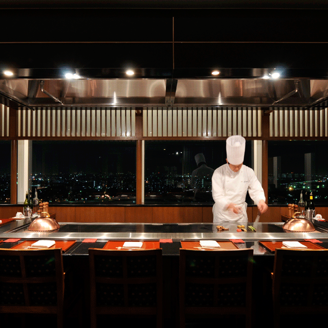 最上階からベイエリアを一望するライブレストラン  浦安ブライトンホテル 東京ベイ